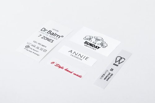 Egyedi nyomott bevarrható ruhacímke